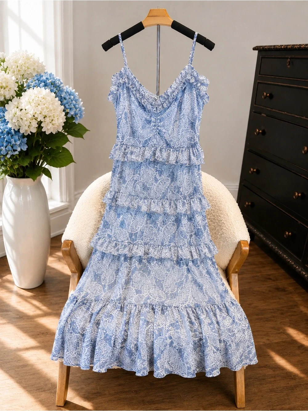 Michael Kors Tiered Ruffle Dress – Women’s Size M 💙